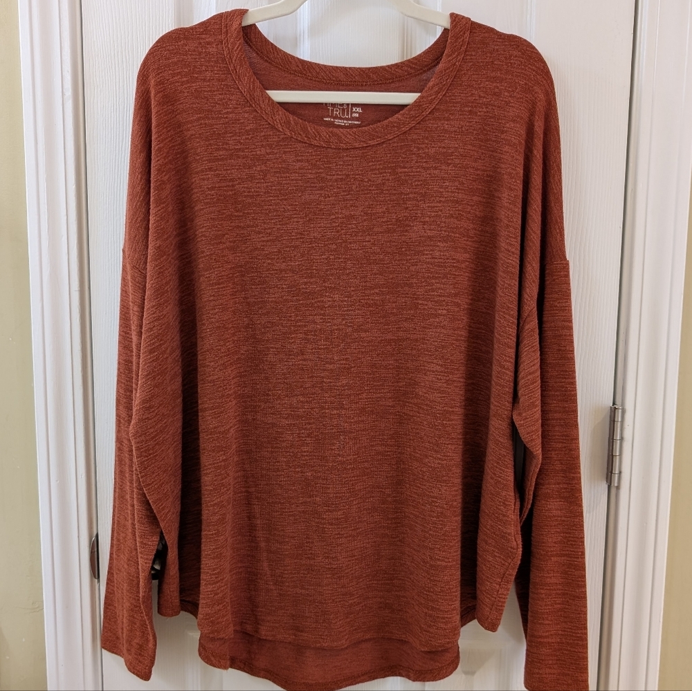 Time and Tru Women's Rust Crew Neck Sweater